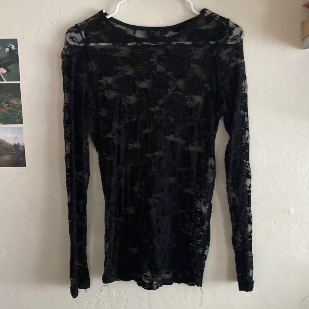 Long sleeve mesh undershirt